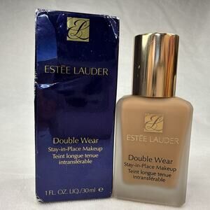 Estee Lauder Double Wear Stay-In-Place Makeup 3C3 SANDBAR - Size 1 Oz. / 30mL